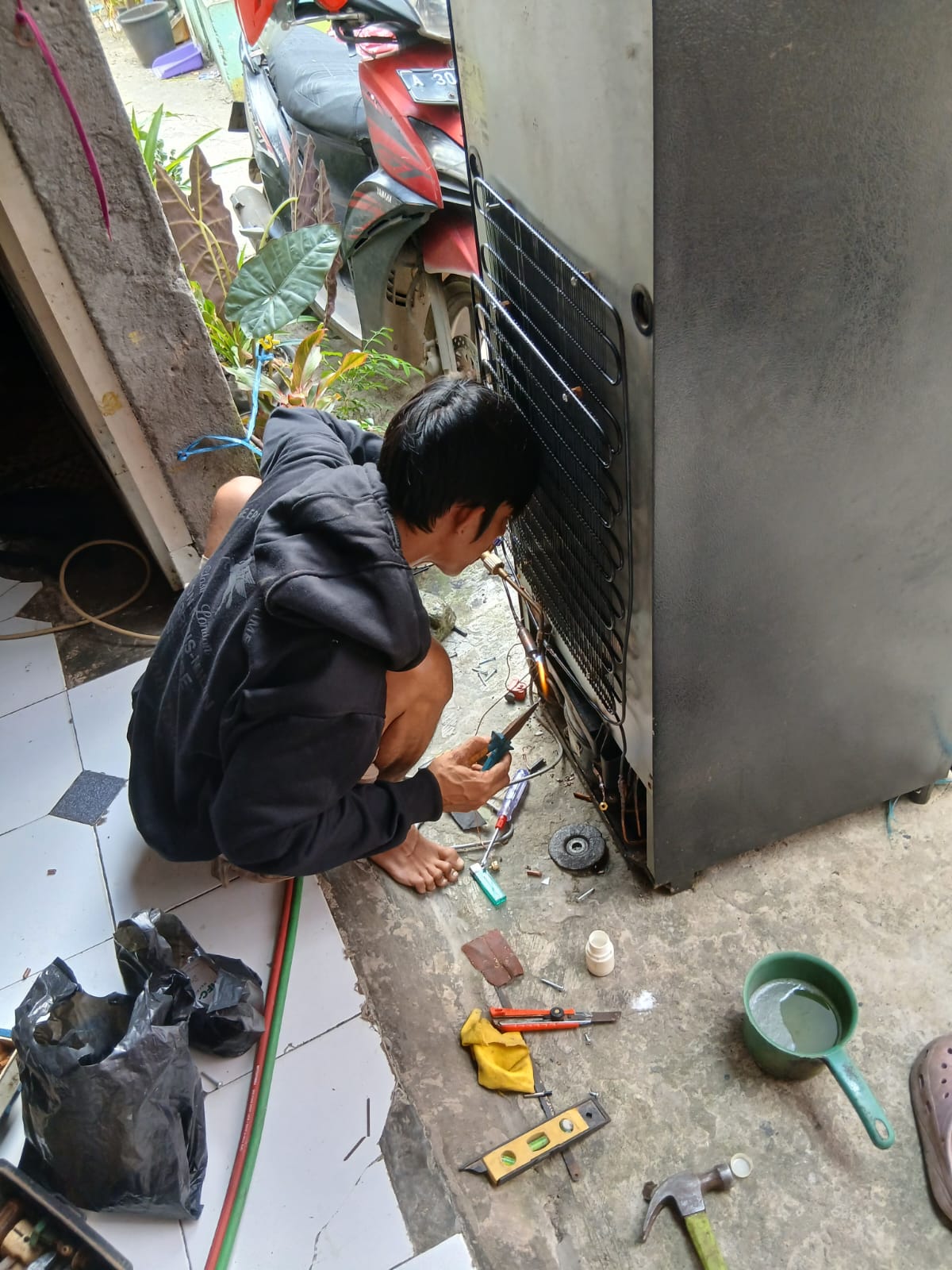 Dokumentasi Las Freon AC 5